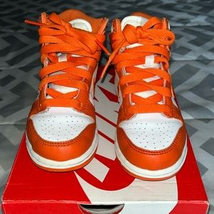 Kids sneakers